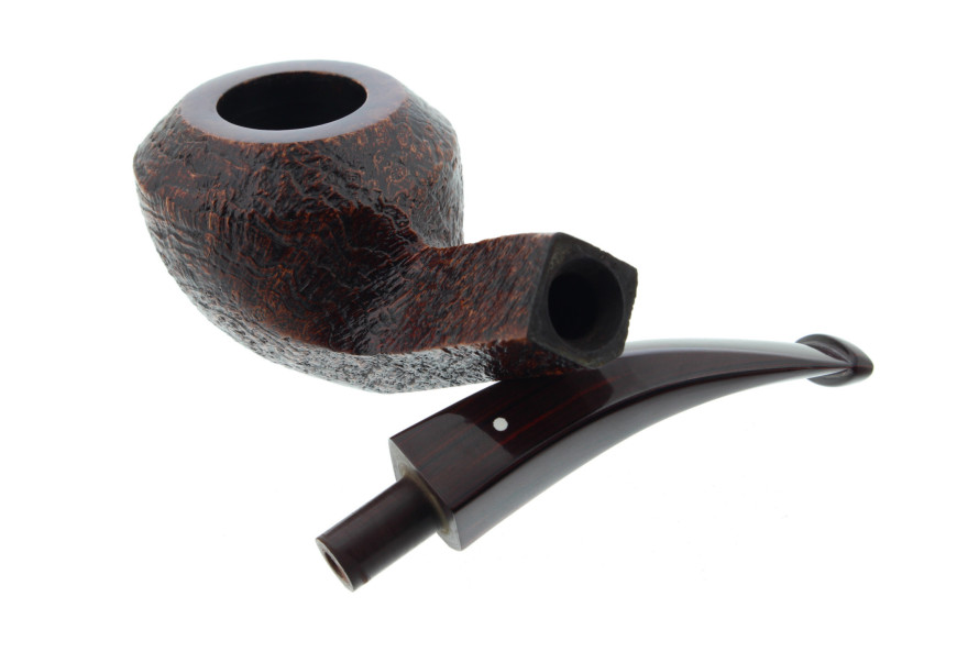 Dunhill Cumberland 3108 pipe (facets)