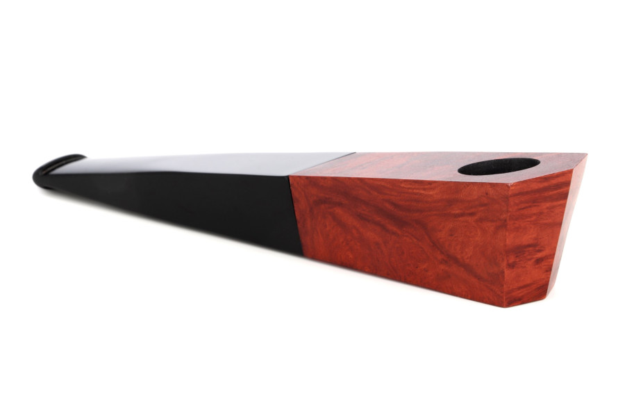 Pipe Vauen Quixx 3 (design moderne et look futuriste) - La Pipe Rit