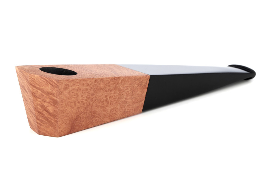 Pipe Vauen Quixx 1 (design moderne et look futuriste) - La Pipe Rit