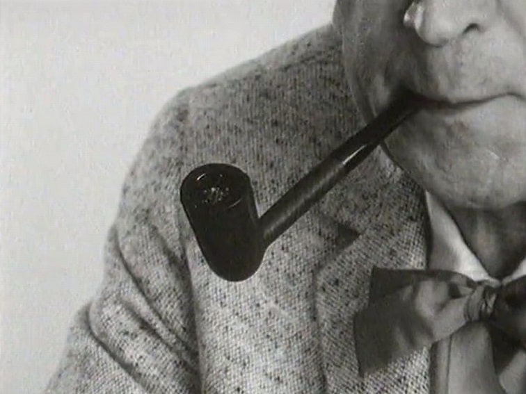 Maigret, fumeur de pipes